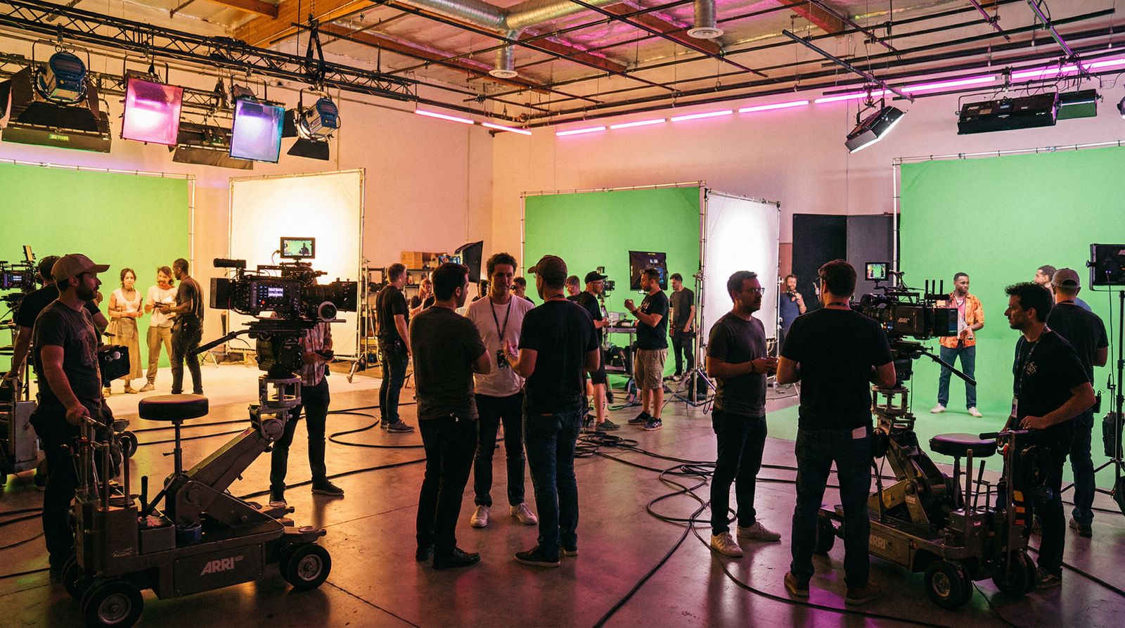 关于看片影视传媒